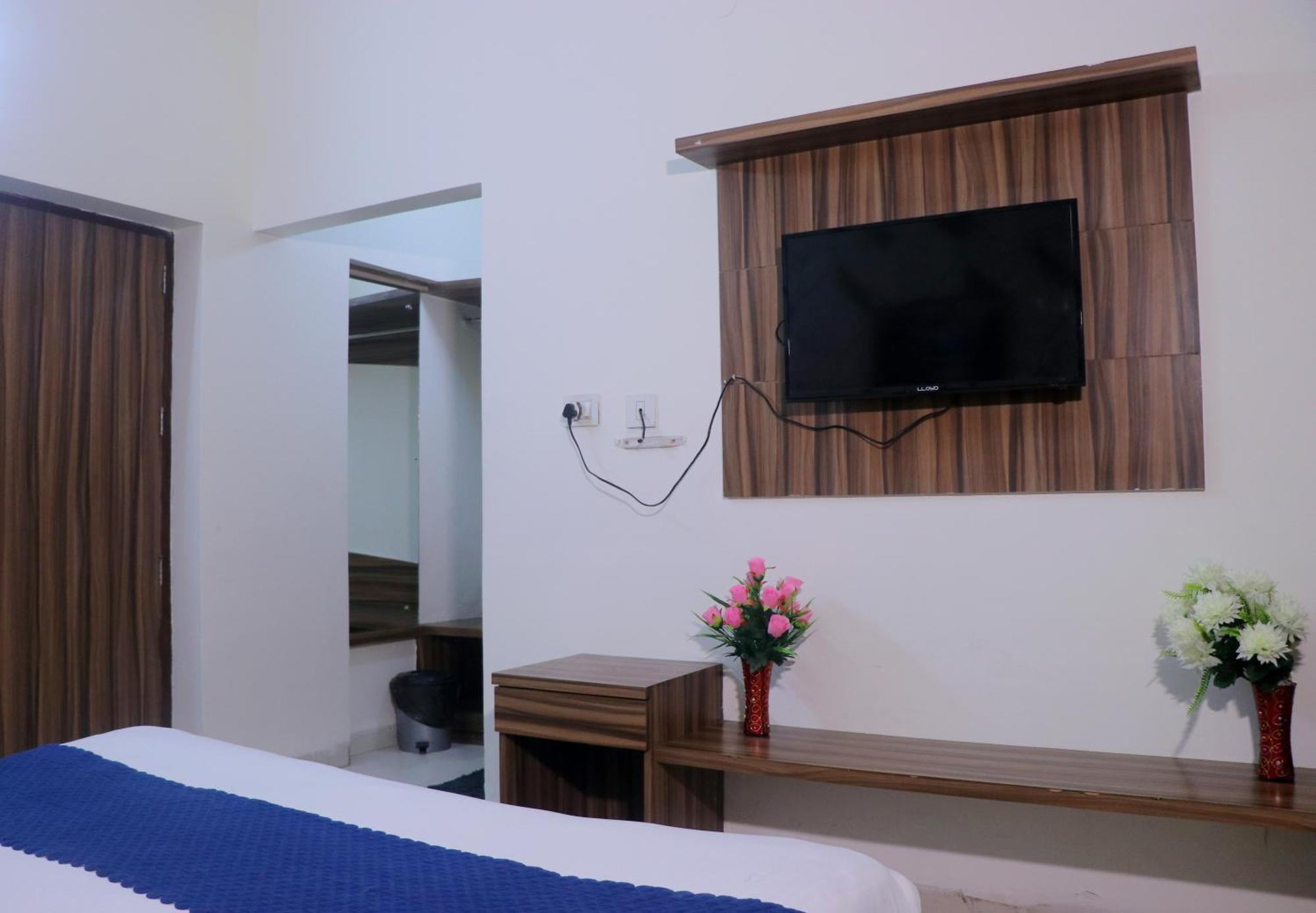 Hotel Panache Матхура Экстерьер фото