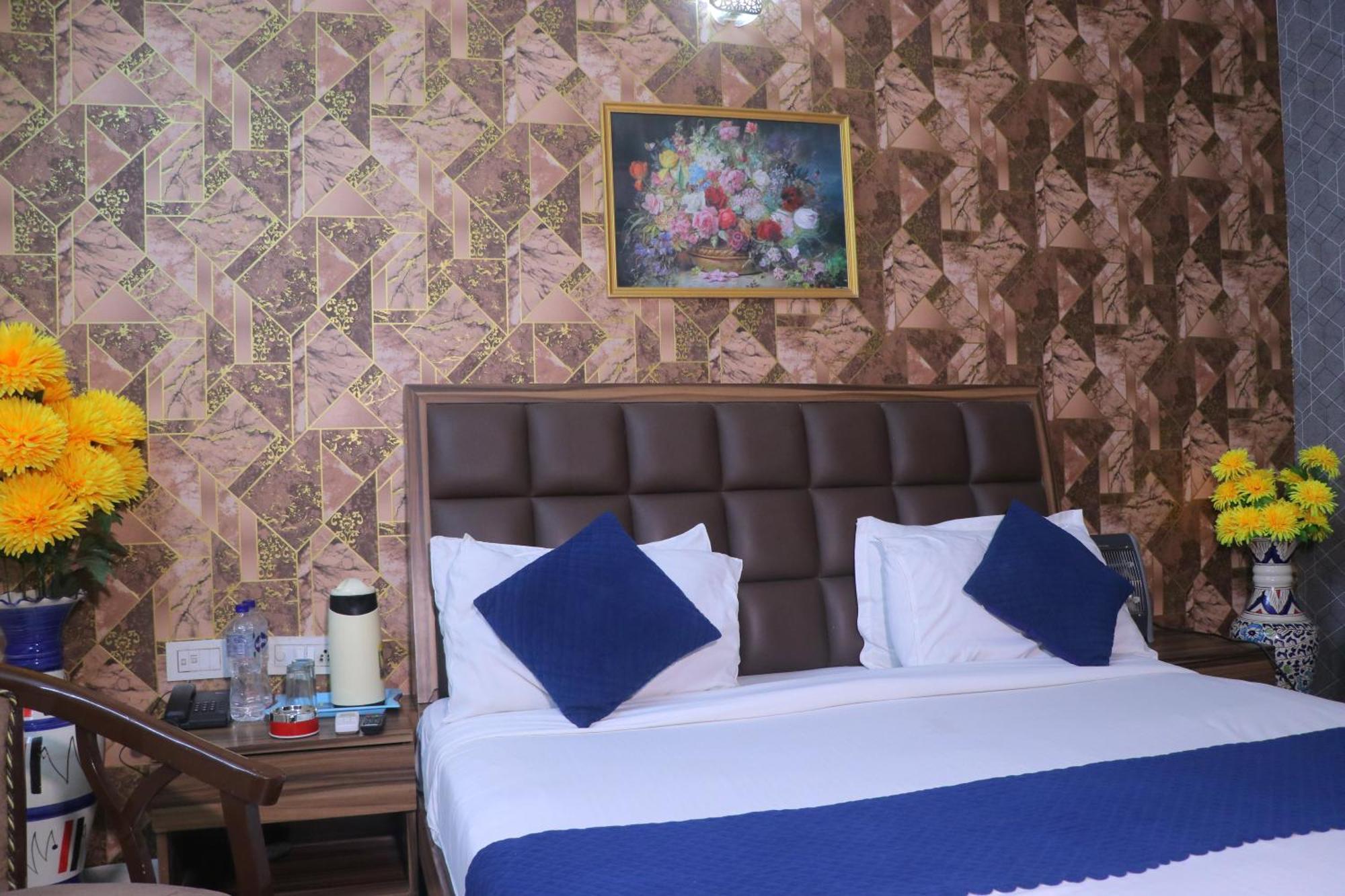 Hotel Panache Матхура Экстерьер фото